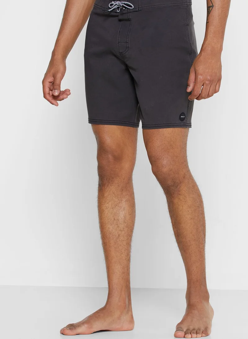 rvca VA Trunk 17' Shorts