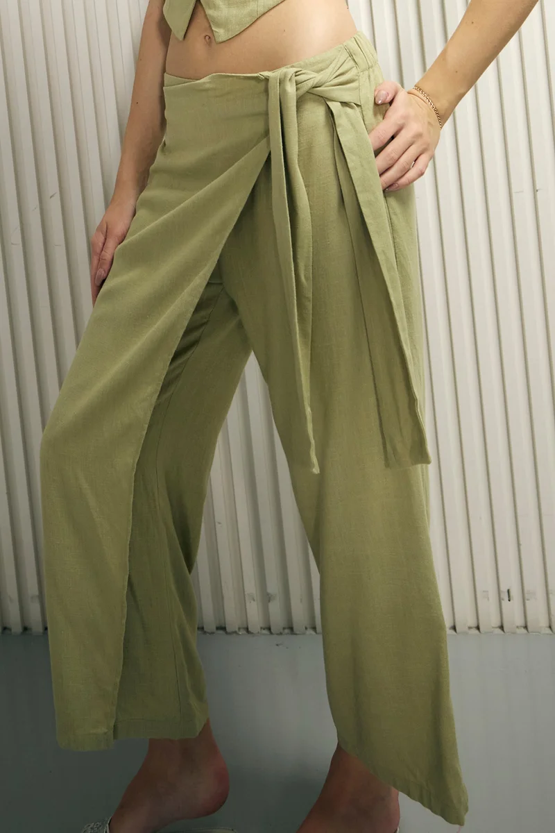 Virgio Virgio Xena Women Viscose Regular Length Solid Trouser