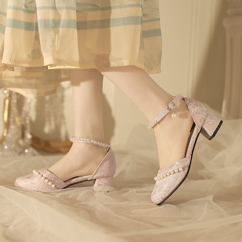 2024 Summer Comfortable Mid-Heel Antique 33-47 Satin Sweet Pearl Chinese-Style Hollow Sandals - Image 4