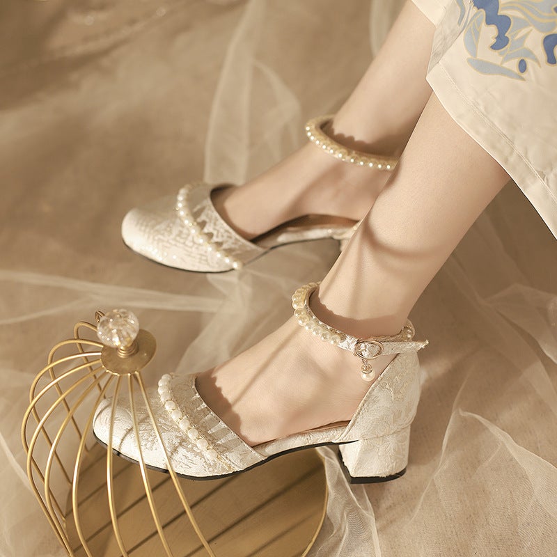 2024 Summer Comfortable Mid-Heel Antique 33-47 Satin Sweet Pearl Chinese-Style Hollow Sandals - Image 3
