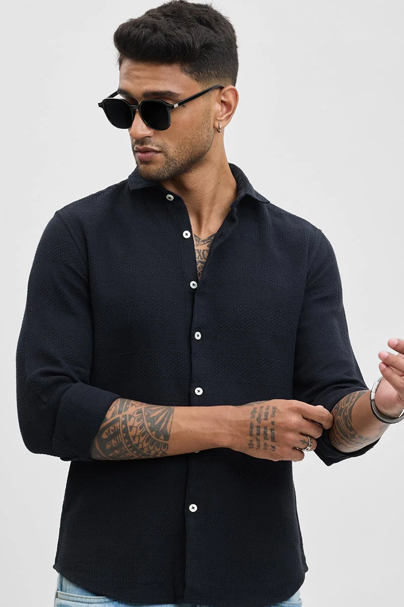 سنيتش قميص أسود بتصميم ذاتي بقصة ضيقة