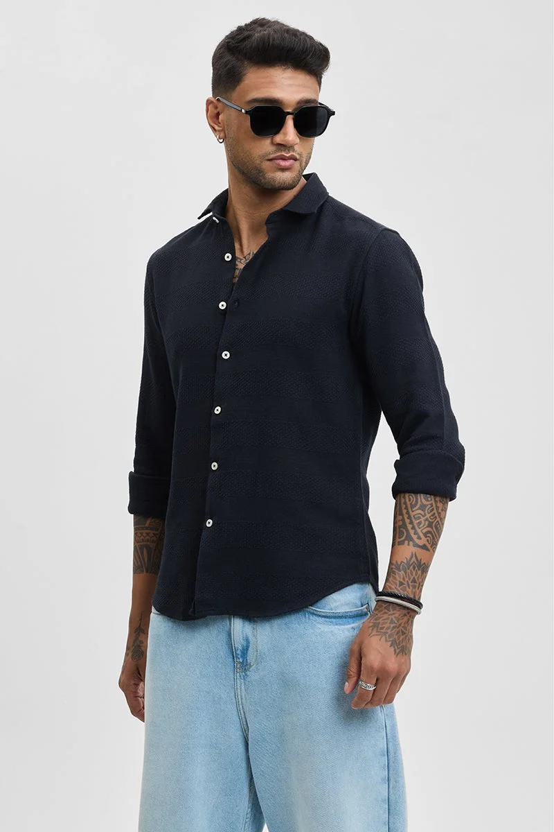 سنيتش قميص أسود بتصميم ذاتي بقصة ضيقة