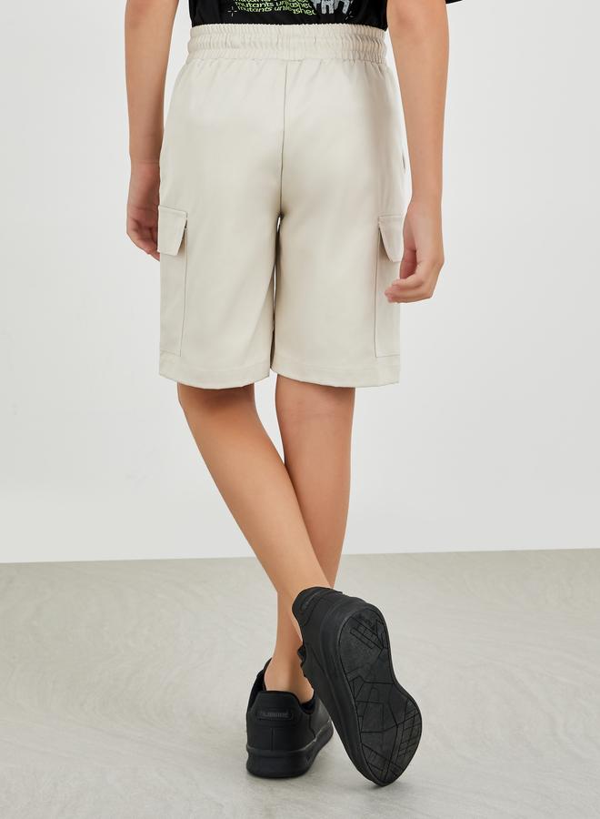 Styli Styli Regular Fit Cardo Pockets Shorts with Drawstring  - Image 4