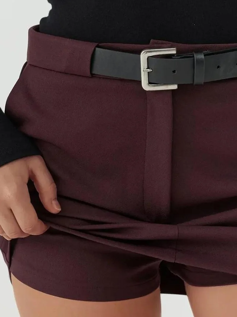 زوبعة شورتات قصيرة بخصر مرتفع