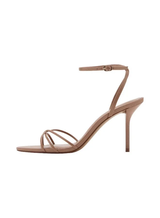 مانجو Heeled sandal with crossed straps
