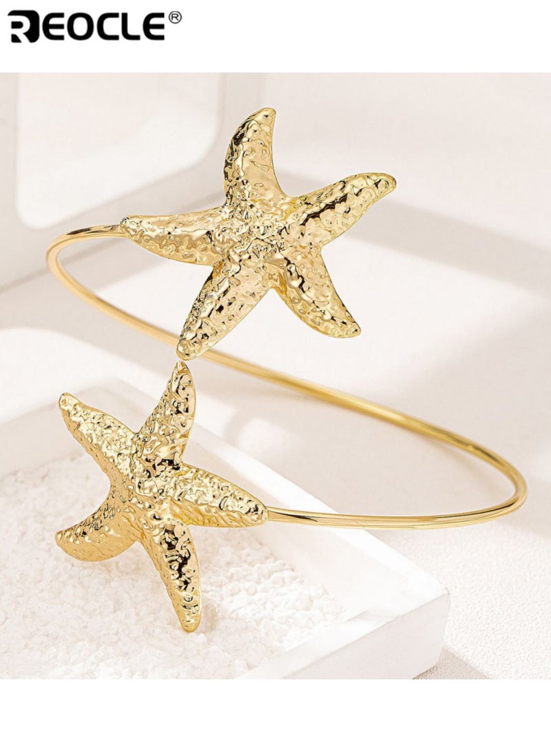 ريوكل سوار ذراع مفتوح بتصميم نجم البحر ثلاثي الأبعاد مزدوج للنساء مستوحى من البحر مرن ومزين بتعليقات ذات ملمس طبيعي مناسب للإطلالات الكاجوال والعطلات - Image 4