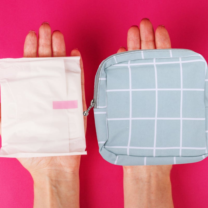 🧸 أكياس نسائية صحية لحمل فترة الحيض محمولة للمدرسة أزرق - Image 3