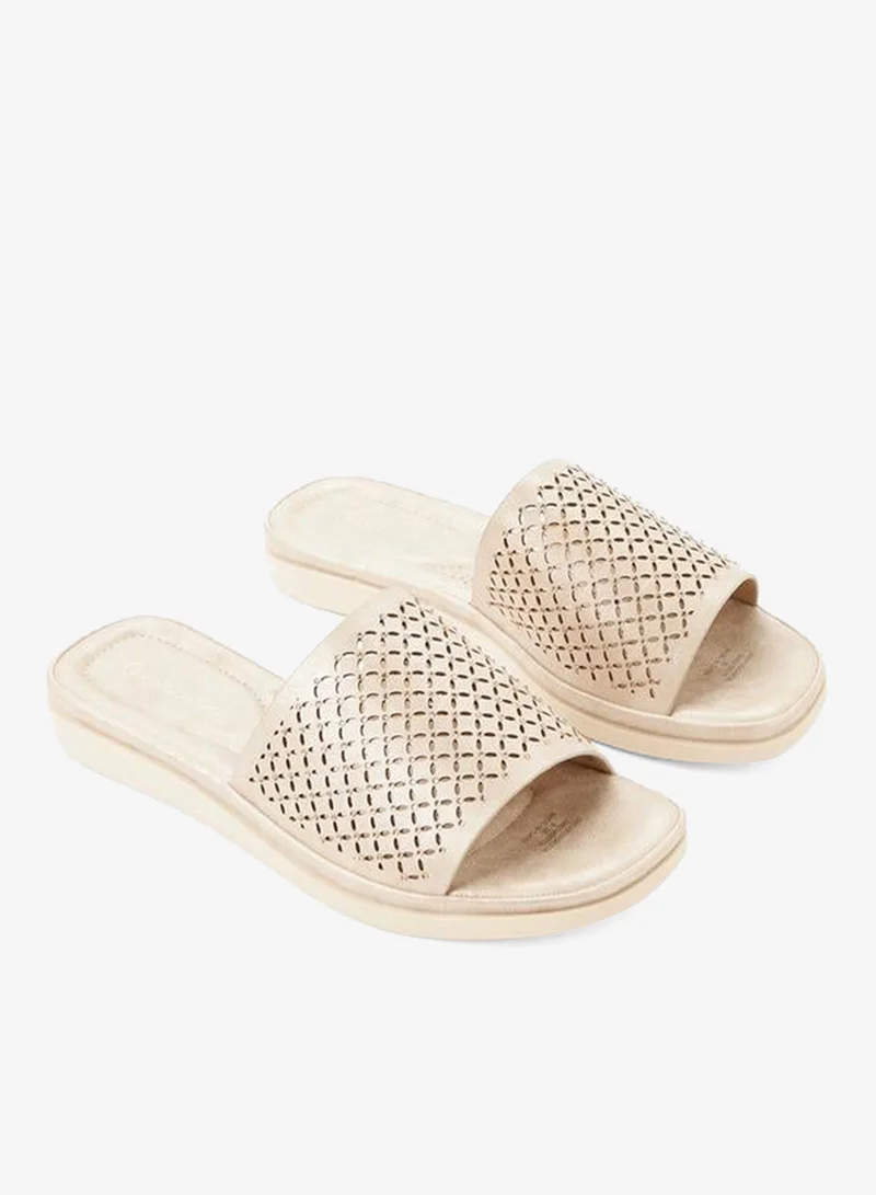 لو كونفورت Women Embellished Slip-On Sandals