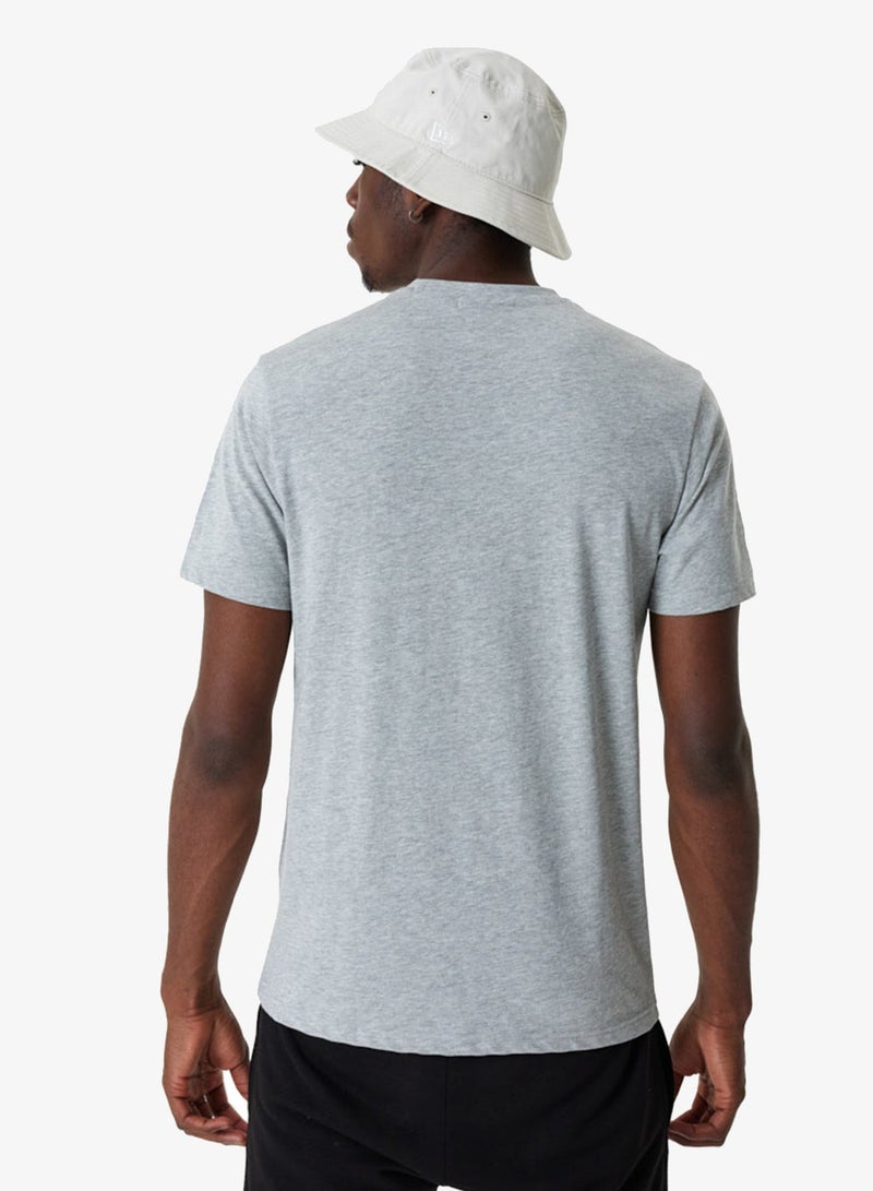 NEW ERA NE Essentials New Era T-Shirt - Image 2