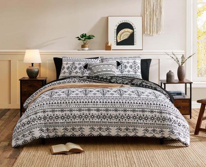 Geniospin Queen Comforter Set - 7 Pieces Reversible Bedding Set, Boho Bed in A Bag, Lightweight Soft Aztec Bedding, All Season Bed Comforter Set with Sheets, Pillowcases & Shams - Image 2
