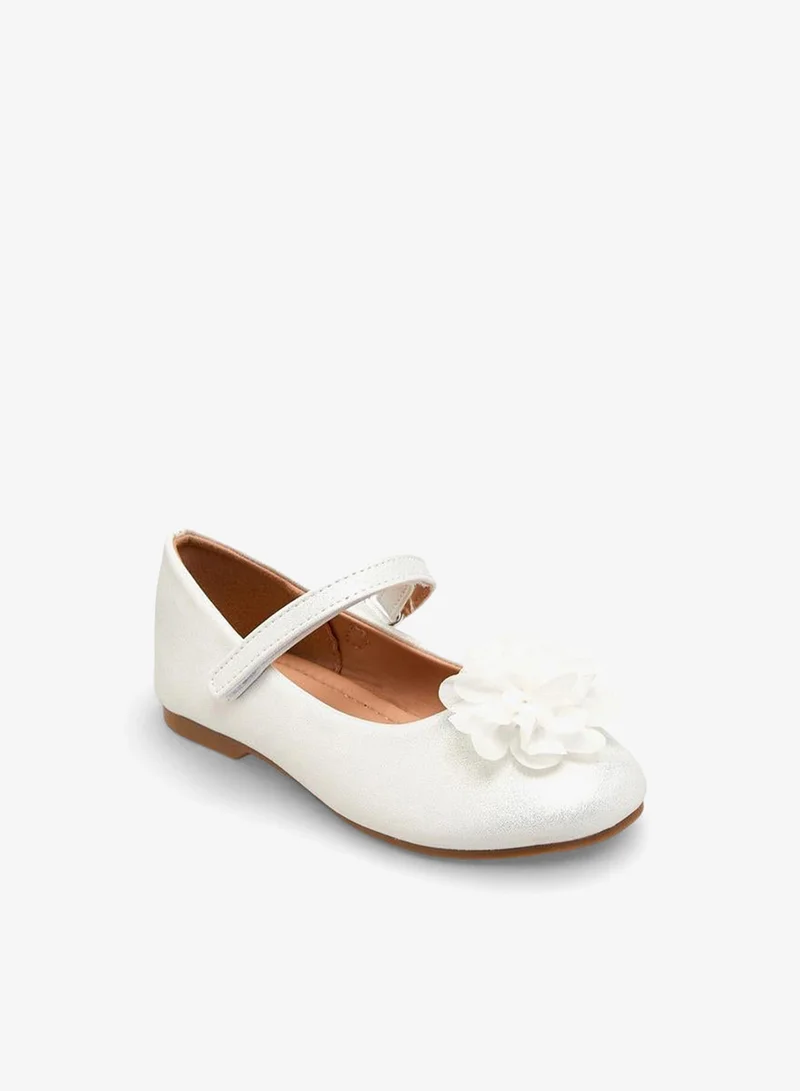 فلورا بيلا من شو إكسبرس Flora Bella Girls Floral Embellished Mary Jane Shoes
