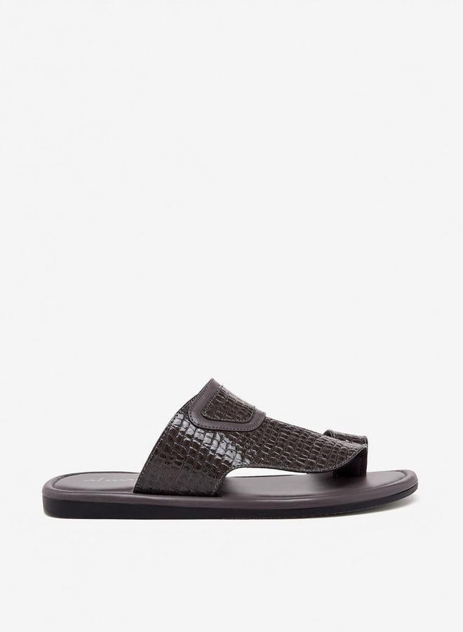 Al Waha Boys Toe Loop Arabic Sandals - Image 1