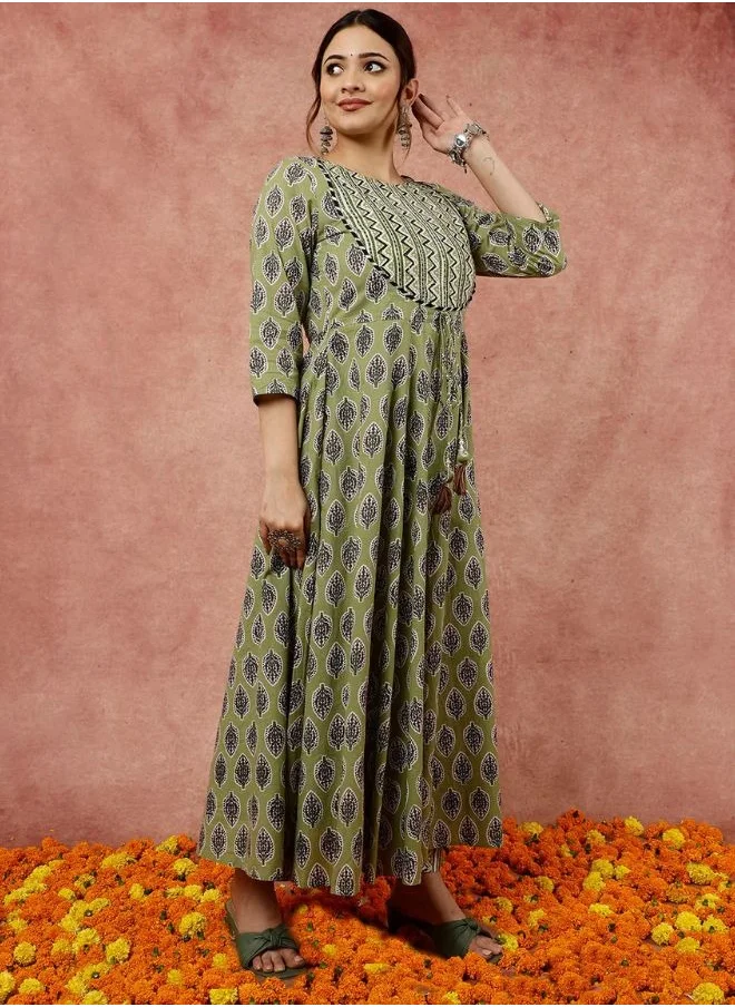 ZERESOUQ Olive Green Leaf and Chevron Print Flared Kurta Set