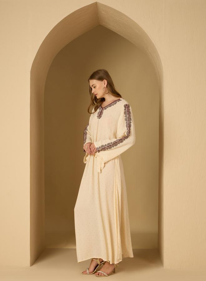 Styli Styli Crinkled Embroidered Detail Jacquard Jalabiya with Fabric Belt  - Image 3