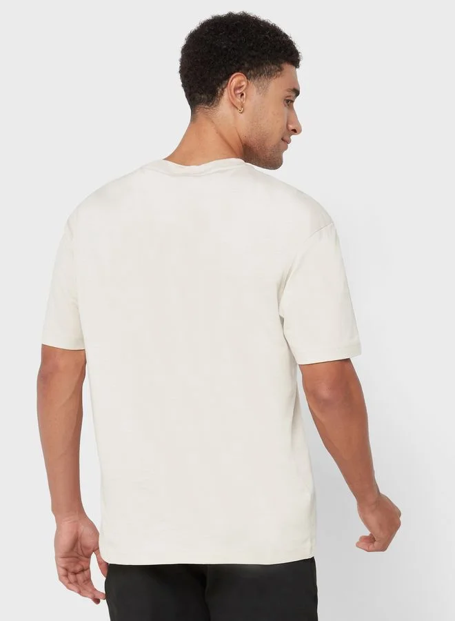 CALVIN KLEIN Logo Crew Neck T-Shirt