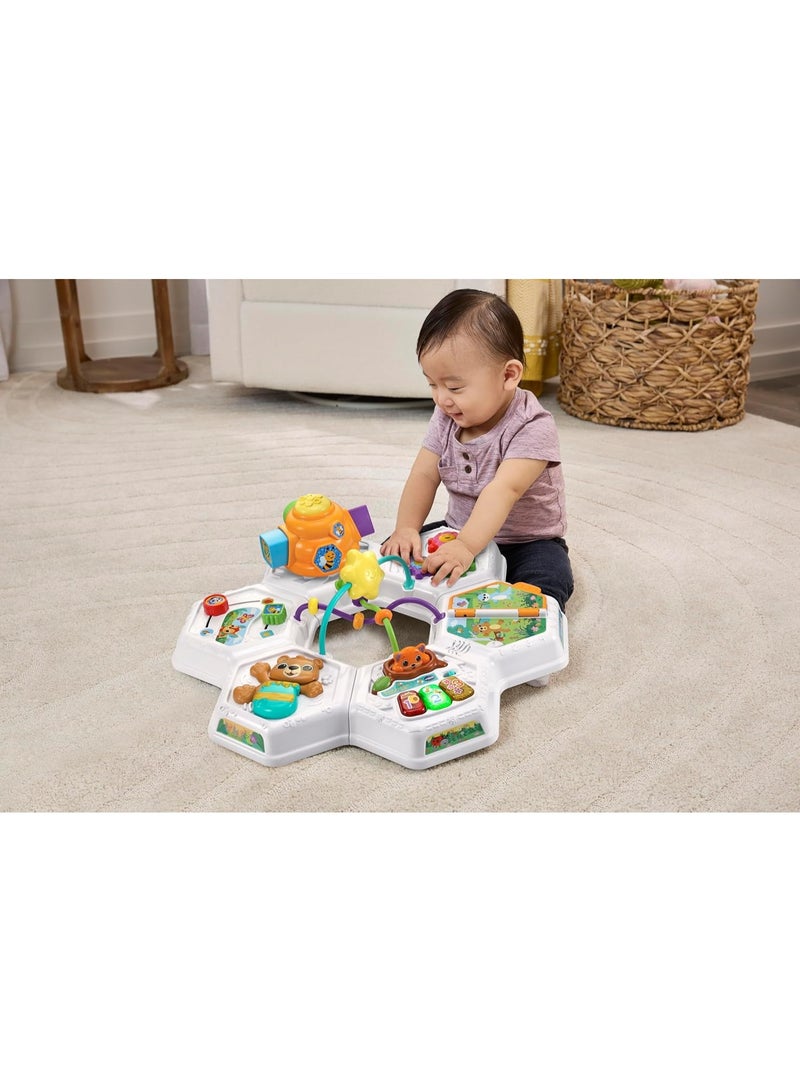 VTech Baby طاولة نشاط النحل المشغول من VTech للأطفال، لعبة تفاعلية، أغاني ولحن، تنمية المهارات الحركية، تطوير الحواس، السبب والنتيجة، مناسبة للأعمار من 6، 9، 12 شهرًا فما فوق، النسخة الإنجليزية - Image 3