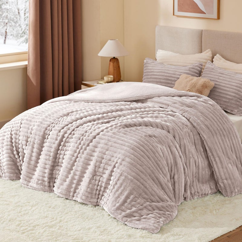 BEDELITE BEDELITE Fleece Twin Comforter Set -Super Soft & Warm Fluffy Lotus Pink Bedding  Luxury Fuzzy Heavy Bed Set for Winter with 1 Pillow case  - Image 2