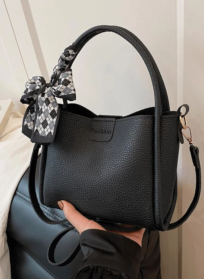 تايك تو Black Shoulder Bag with Bow Detail