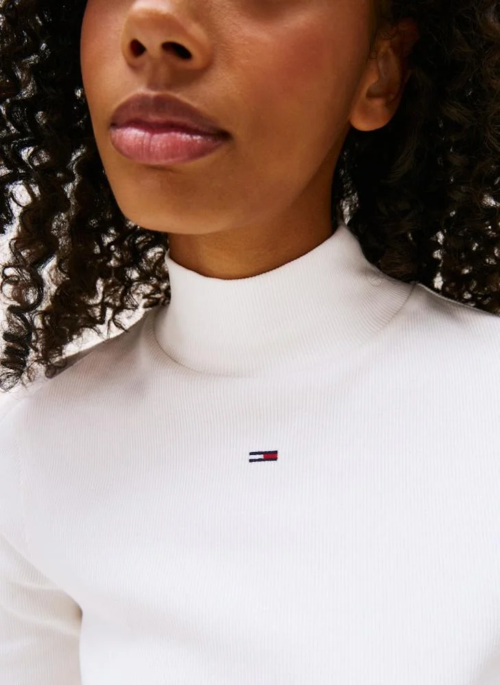TOMMY JEANS Logo Mock Neck T-Shirt