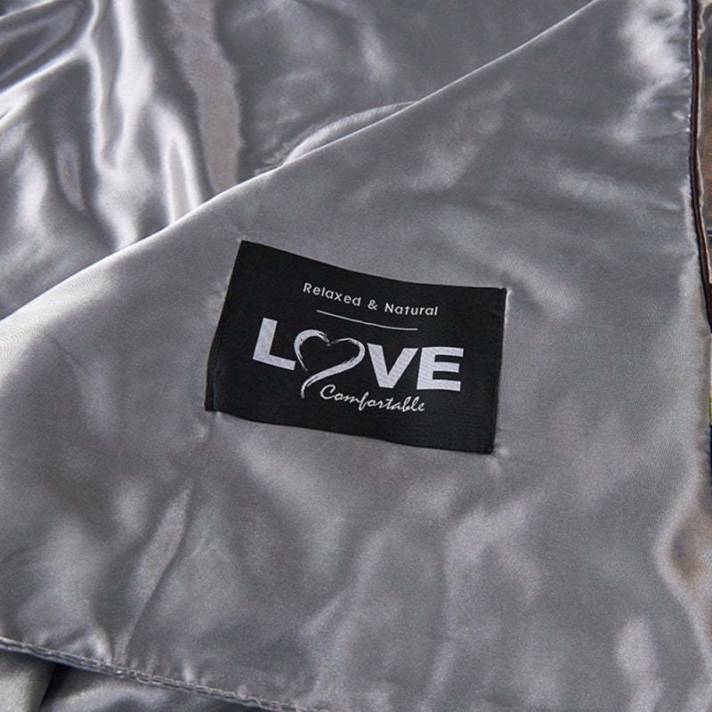 Washable Ice Silk Comforter 180*220cm 100% Ice Silk Material Lightweight Summer Air Conditioning Quilt - Breathable Microfiber Stuffed Ice Silk Blanket for Home Office Use - Image 2