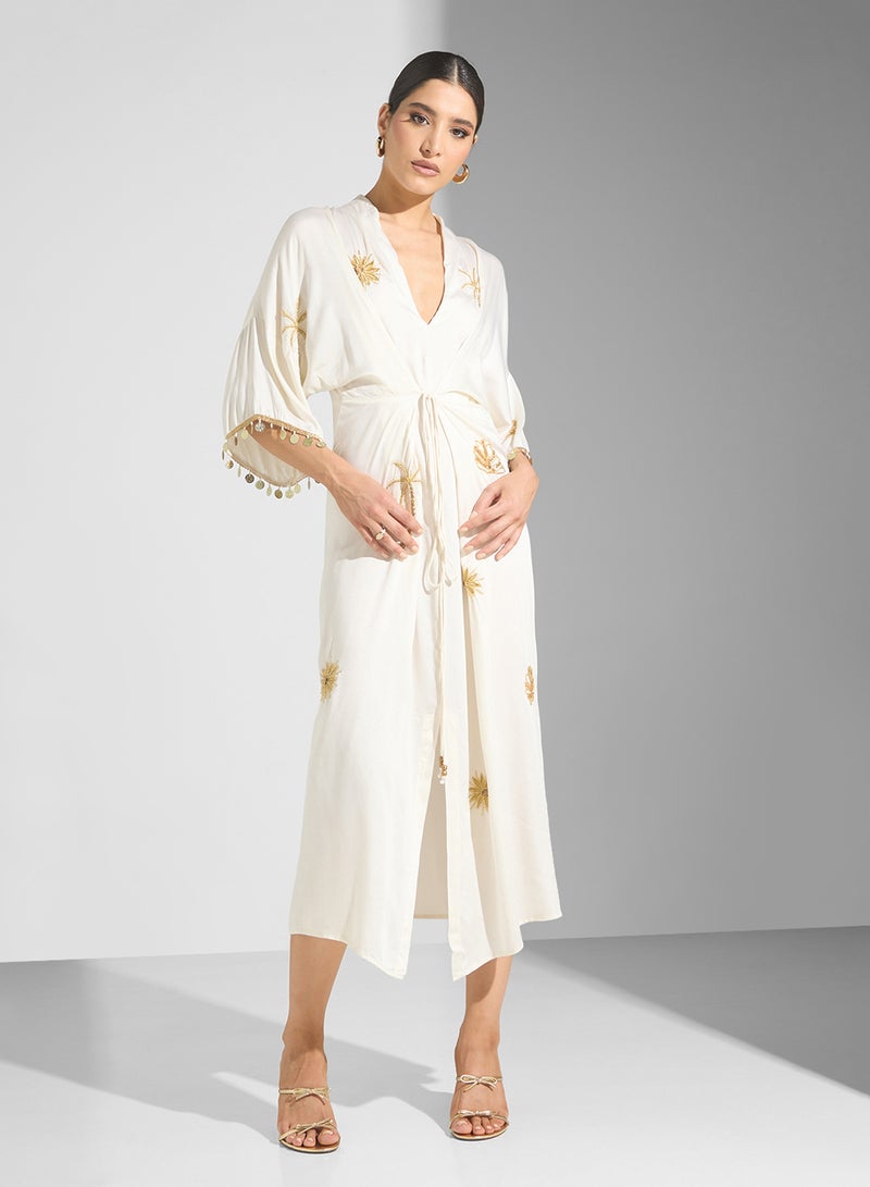 Hope & Ivy Embroidered Kimono Dress  - Image 4