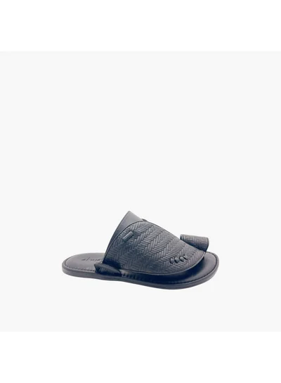 الواحة Men's Textured Slip-On Arabic Sandals with Toe Loop Detail Ramadan Collection