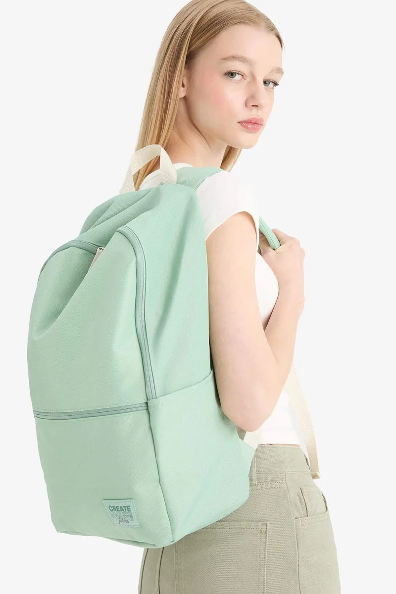 Defacto Backpack