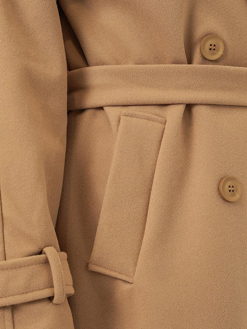 بيغ دارت معطف  ذو الصدر المزدوج بأزرار ونقش بارز