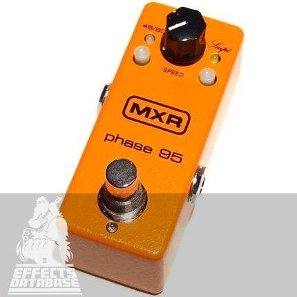 MXR M290 Phase 95 Mini Phaser Pedal w/ 12 Pack Picks & 2 Patch Cables - Image 2