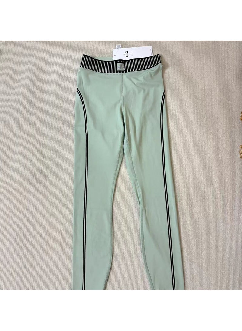 alo ALO Yoga Ultra-Thin Set - Green - Image 3