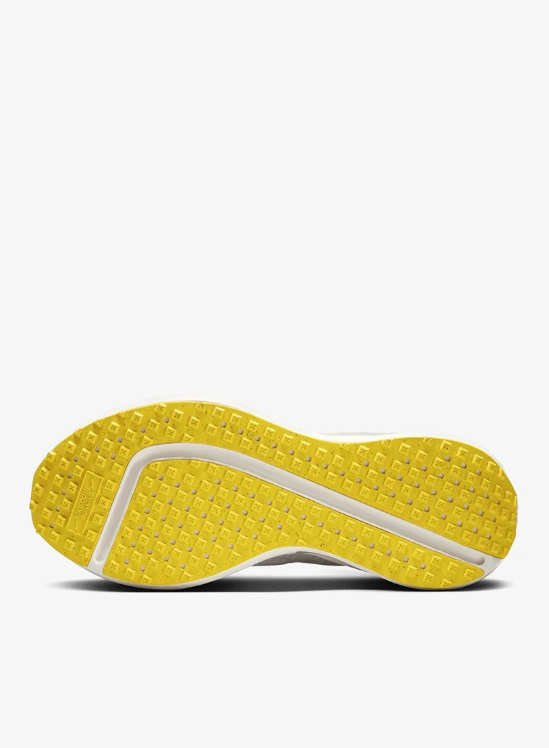 نايكي إنترآكت رن