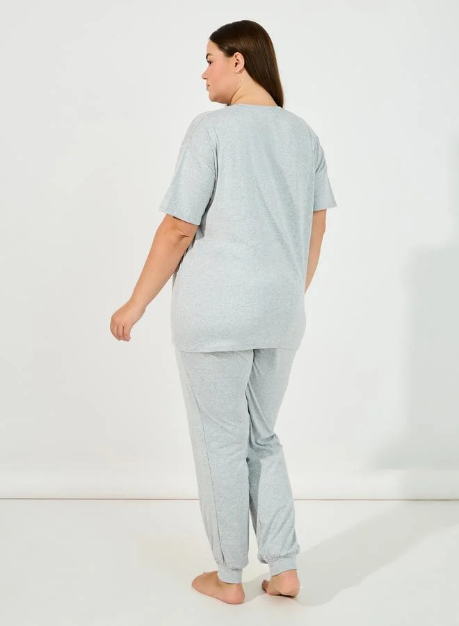 Styli Plus Size Embroidered Slogan T-Shirt & Cuffed Pyjama Set