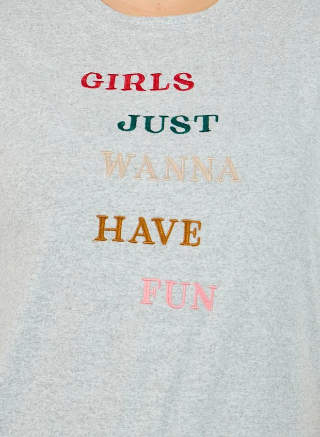 Styli Plus Size Embroidered Slogan T-Shirt & Cuffed Pyjama Set
