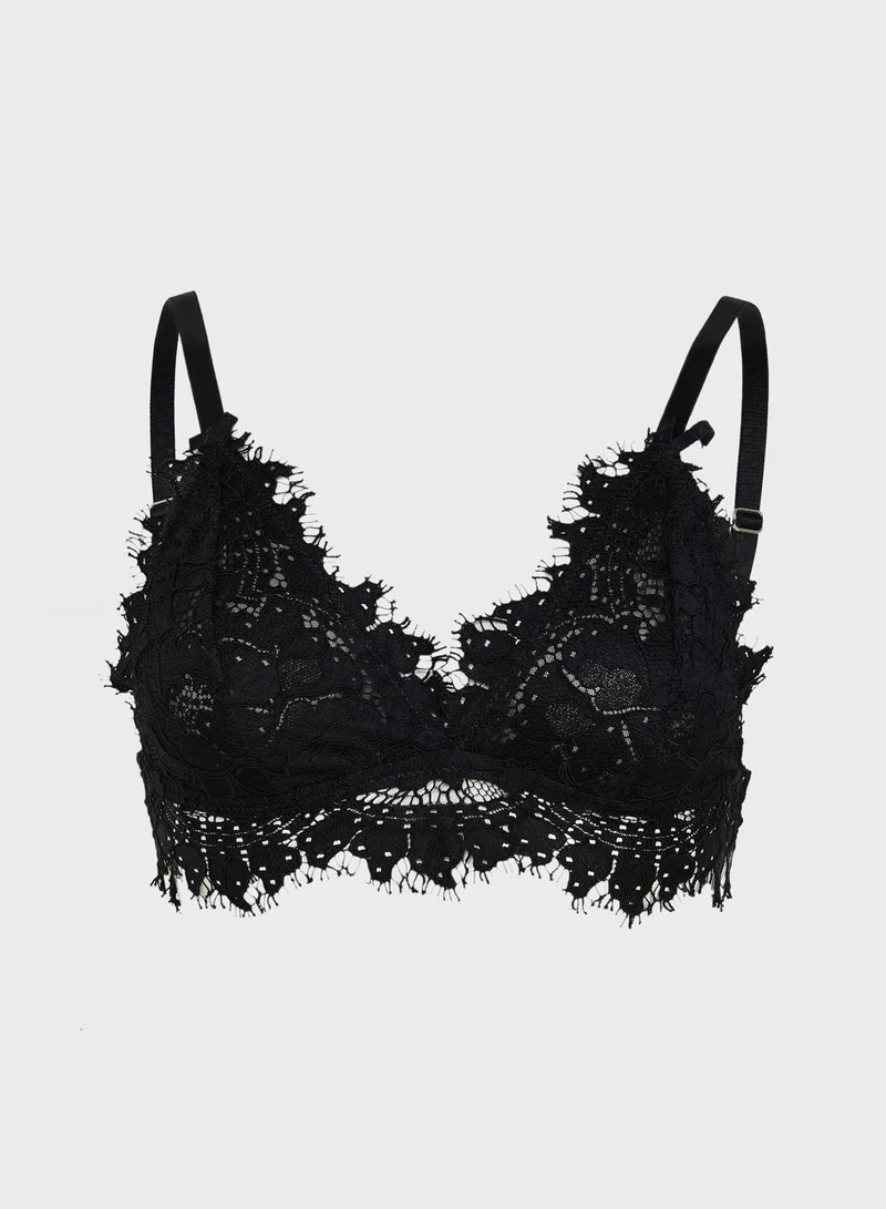 Madamelle Lace Detail Plunge Bra