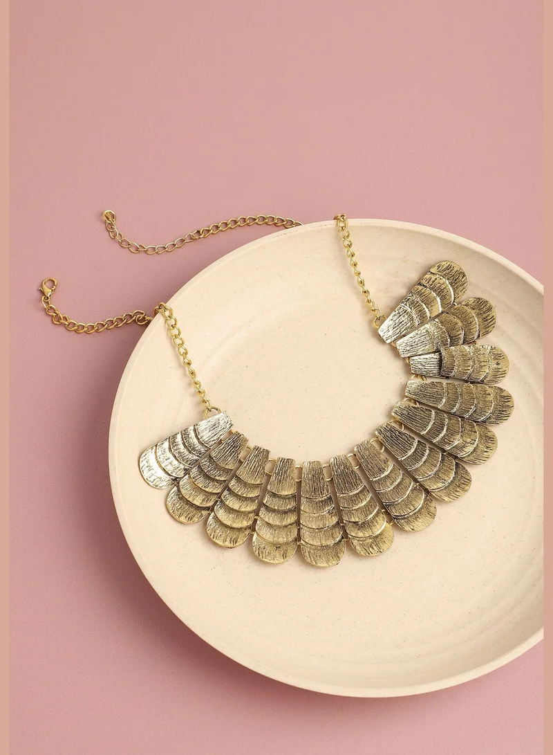 SOHI Gold Plated Designer Stone Party Necklace For Women