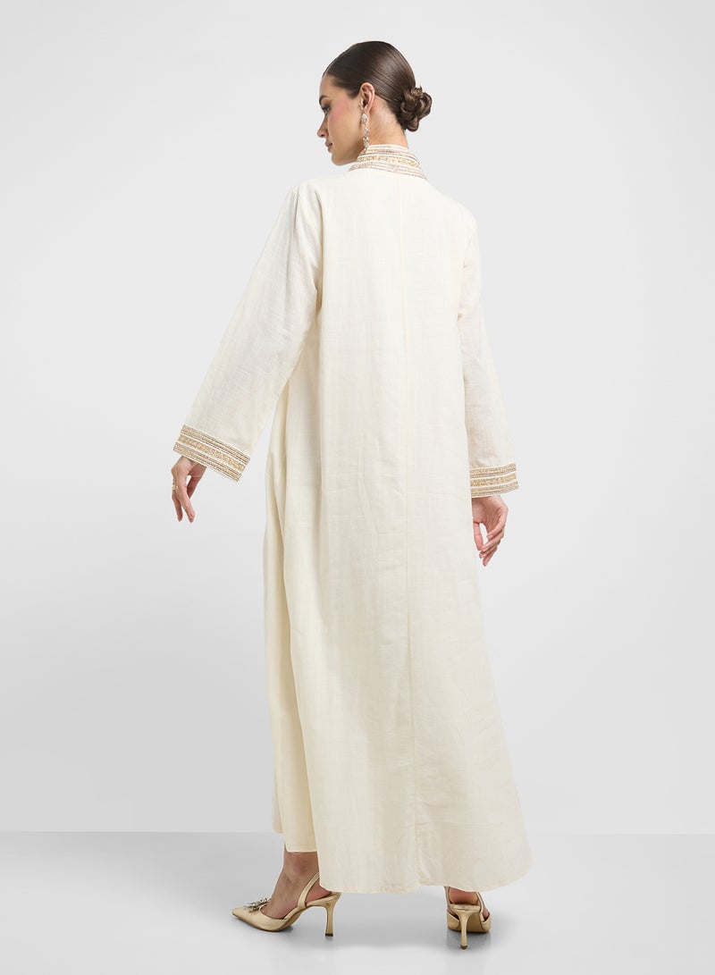Khizana Embroidered Jalabiya  - Image 2