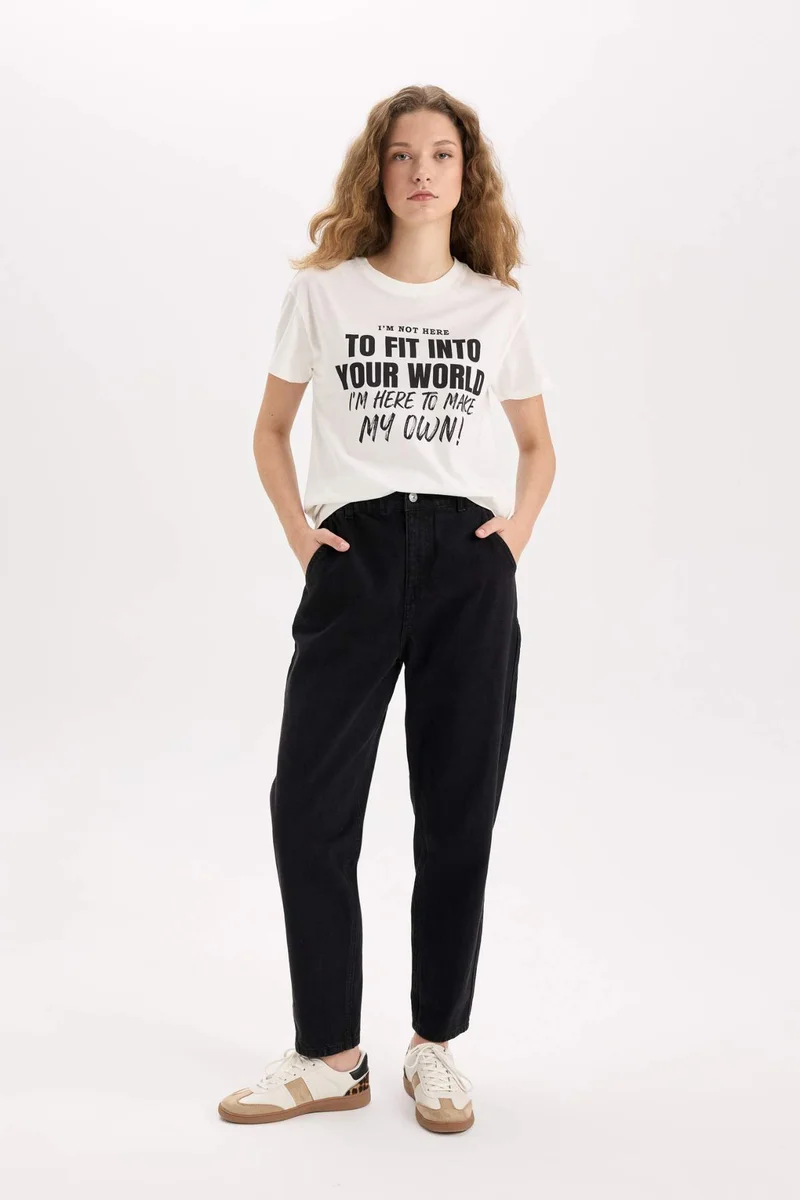 ديفاكتو Regular Fit Crew Neck Printed Short Sleeve T-Shirt