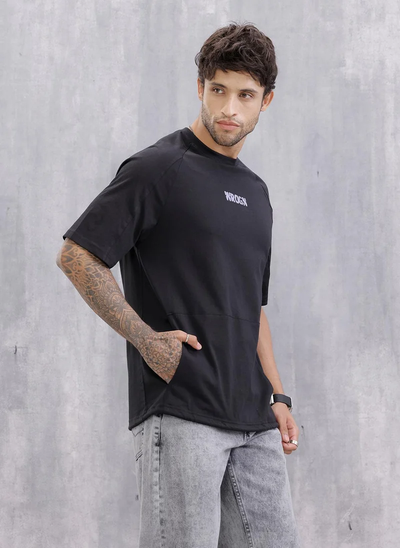 روجن Tonal Cut&Sew Oversized Fit T-shirt With Patch Pocket And Elasticated Bottom Hem | Black