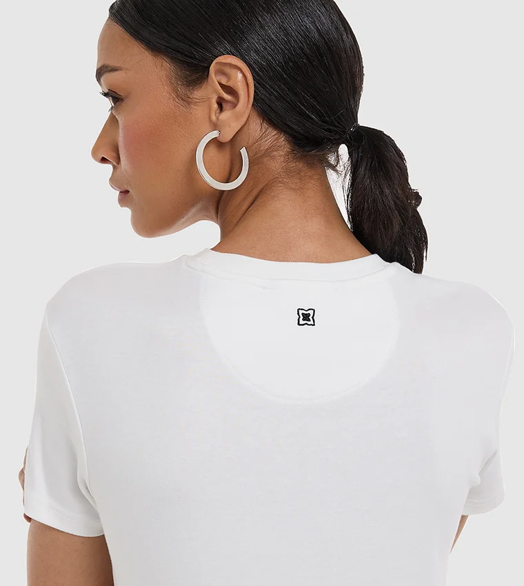 بي سي بي جي BCBG T Shirt With Line Embroidery