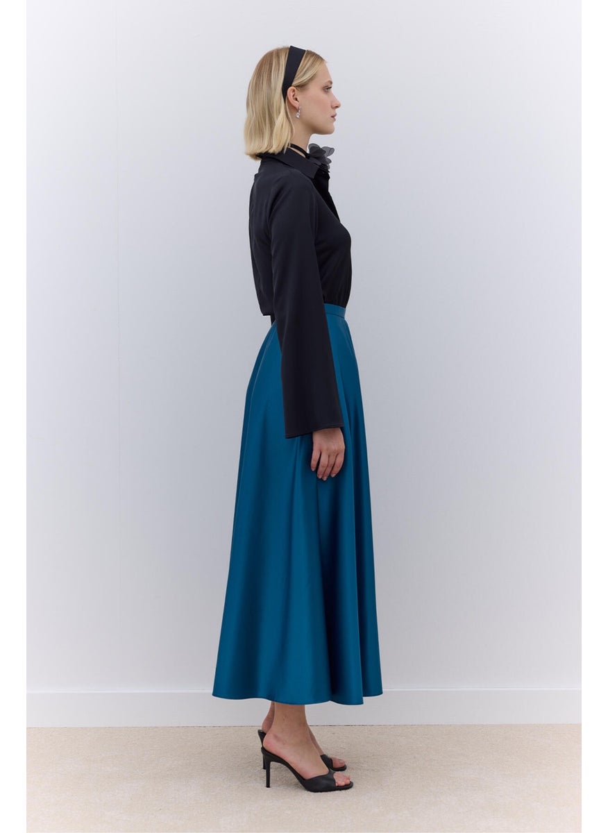 Manuka Satin Flared Evening Skirt Green  - Image 2