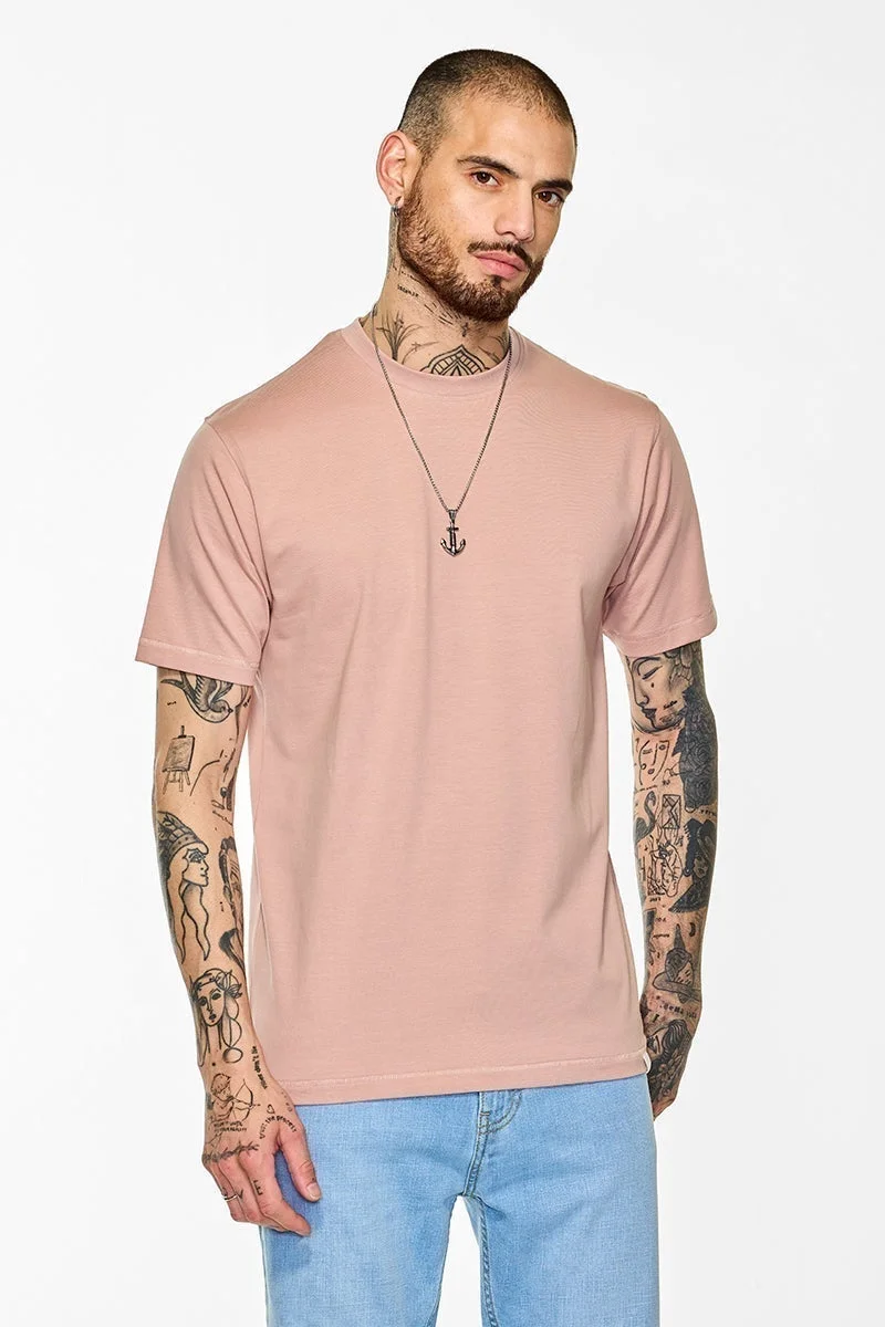 سنيتش تي شيرت كور لاب خوخي بقصة ضيقة