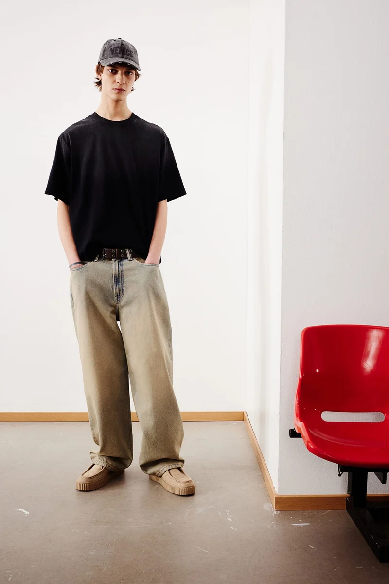 H&M Oversized Fit T-shirt