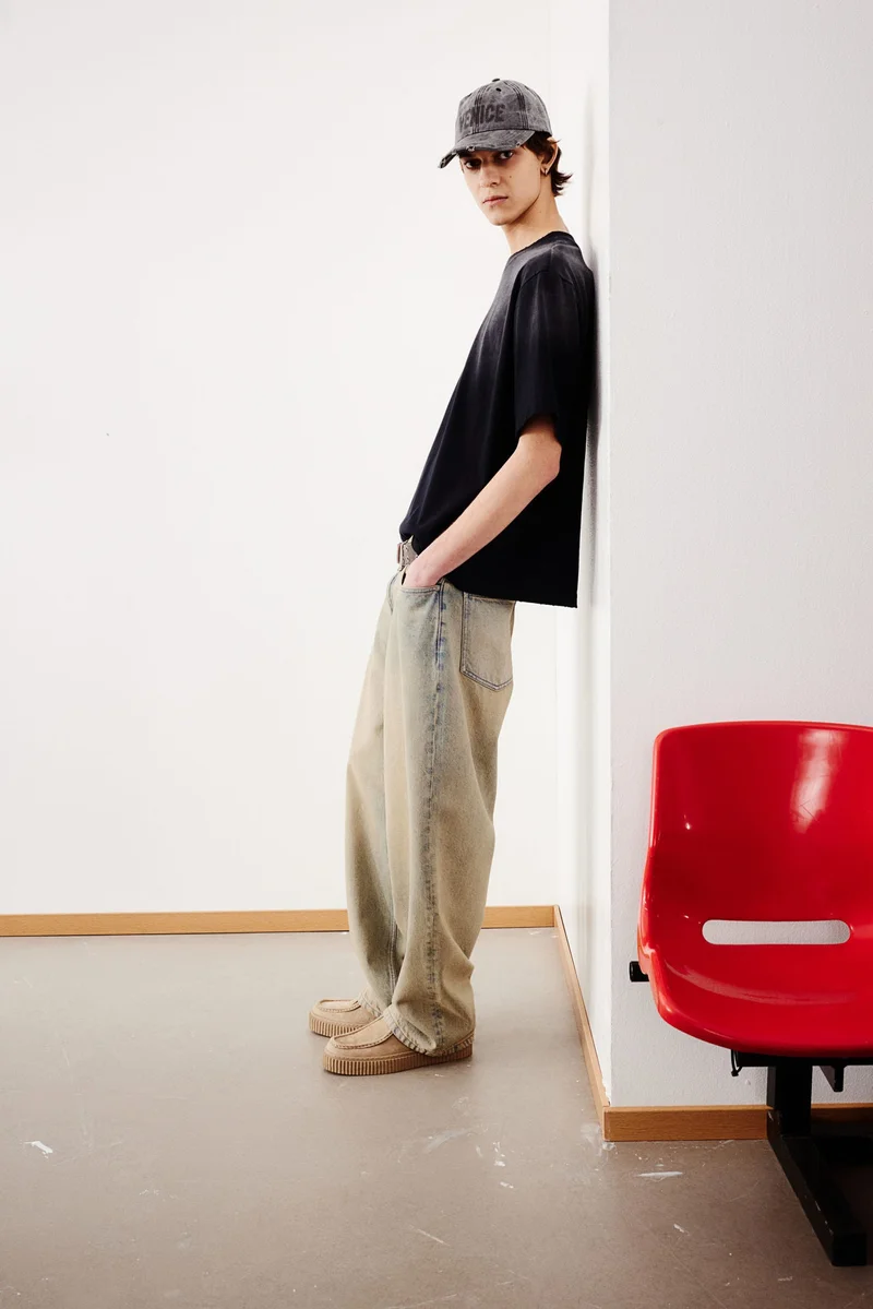 H&M Oversized Fit T-shirt