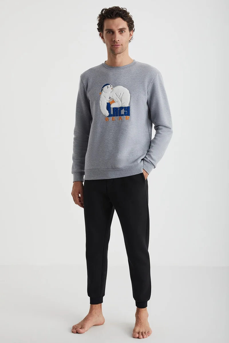 KOM Lazy Sweatshirt