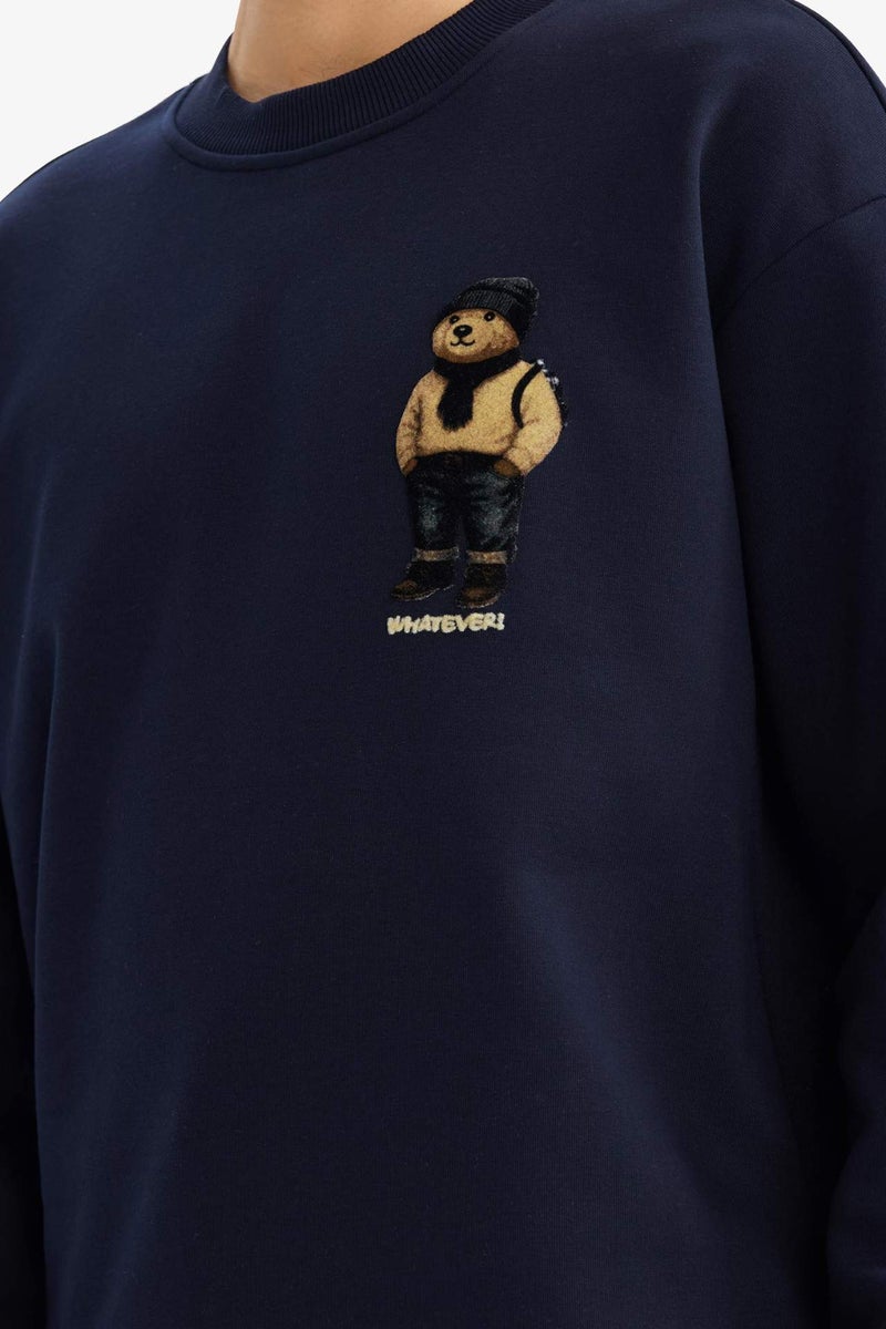 DeFacto Boxy Fit Crew Neck Bear Print Sweatshirt - Image 4