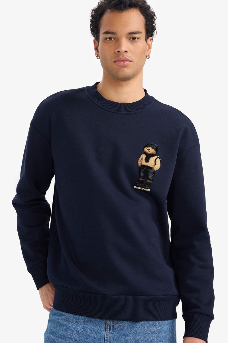 DeFacto Boxy Fit Crew Neck Bear Print Sweatshirt - Image 1