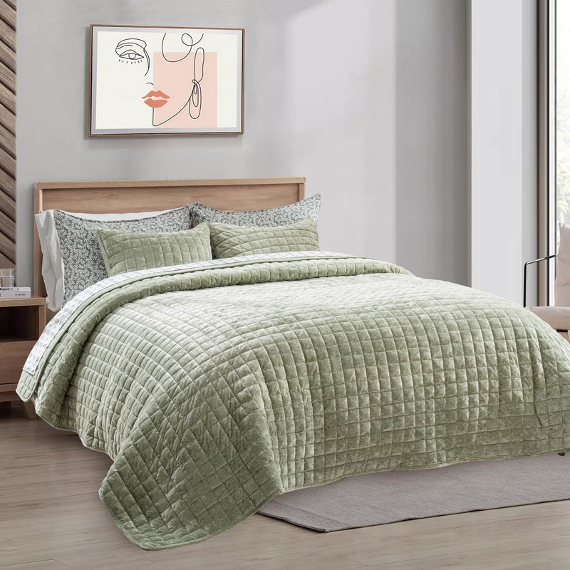 RECYCO Luxury Velvet Quilt Set King Size Bedding Sets, Ultra Soft Velvet Comforter Set, Lightweight Channel Box Stitch Oversized Bedspread Coverlet for All Season, with 2 Shams, Sage Green - Image 2