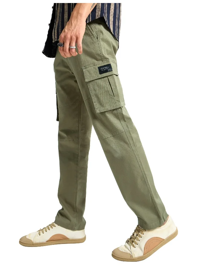 Beyoung Pale Olive Solid Cargo Pants for Men
