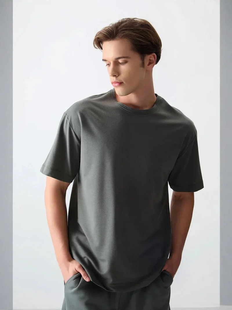 تومي لايف TOMMY Oversized Cotton Blend Crew Neck T-Shirt
