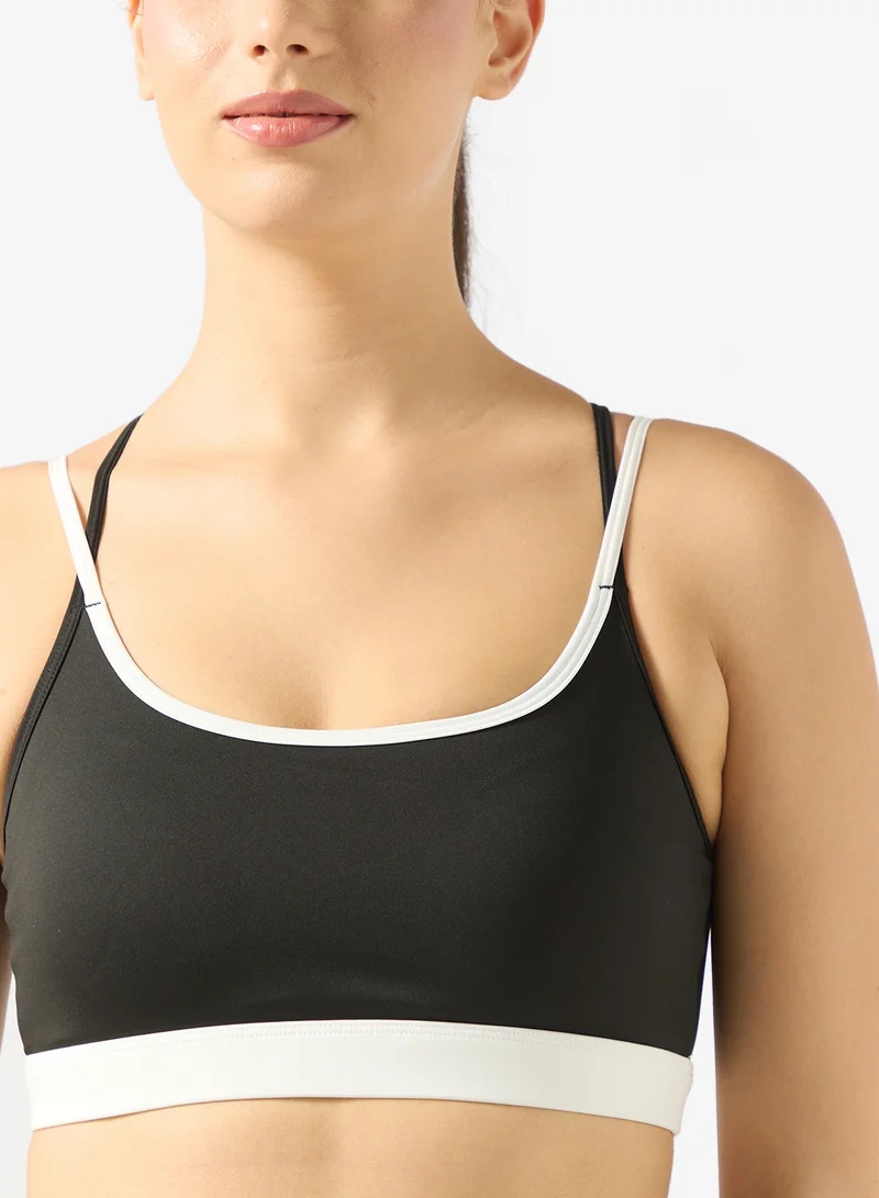 Frwd  Seamless Contrast Trim Detail Cross Back Sports Bra for Women | Best Price UAE